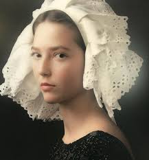 beautiful-portrait-girl-in-bonnet-faulkner-locke-contact